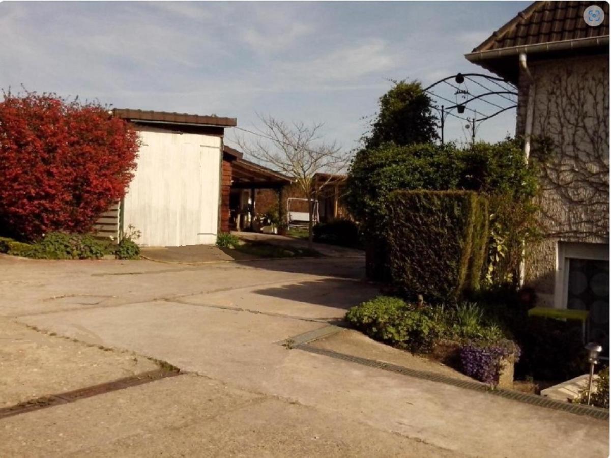Les Nympheas, Appart Au Calme Et Grand Jardin A 15 Min De Disneyland, Crecy-la-Chapelle ภายนอก รูปภาพ