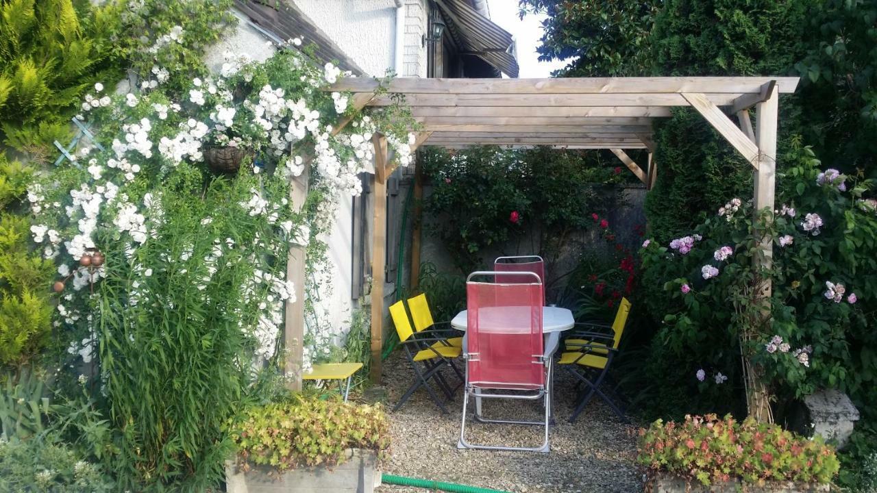 Les Nympheas, Appart Au Calme Et Grand Jardin A 15 Min De Disneyland, Crecy-la-Chapelle ภายนอก รูปภาพ